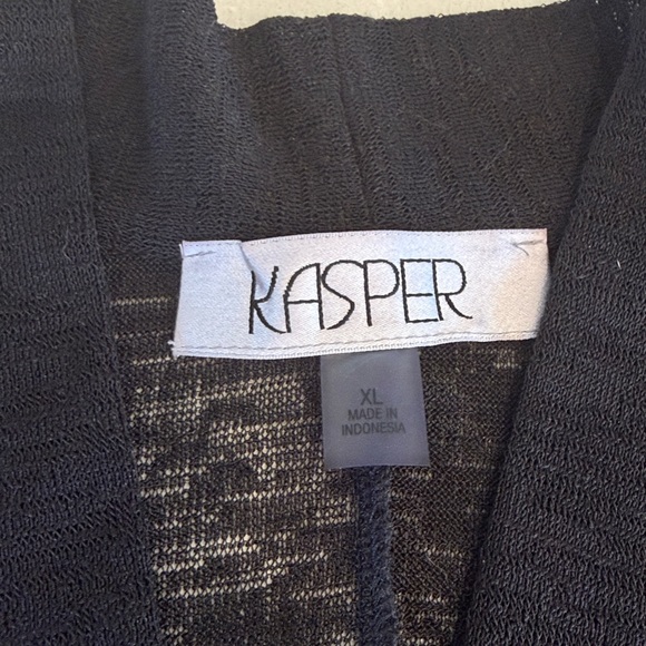 Kasper Elegant Black Knit Cardigan - Picture 2 of 9
